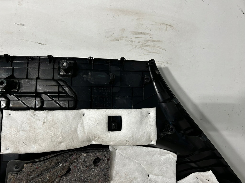 фото №11, Rav4 iv бензин d4d обшивка обивка багажника правая czarna