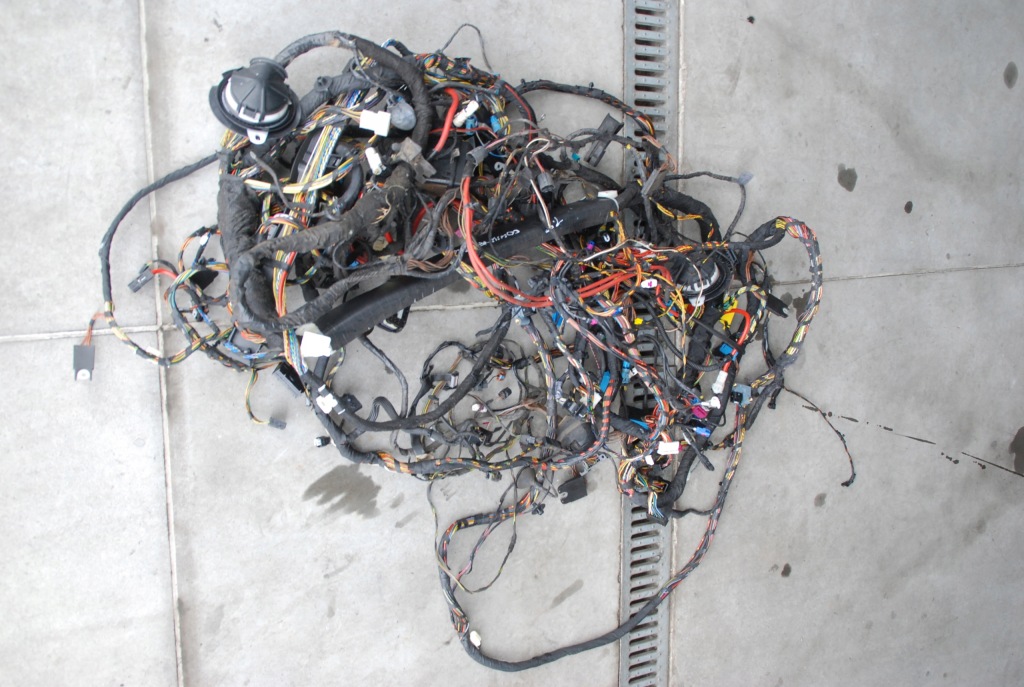 фото №3, Countryman r60 электропроводка главная салон 1.6d uk