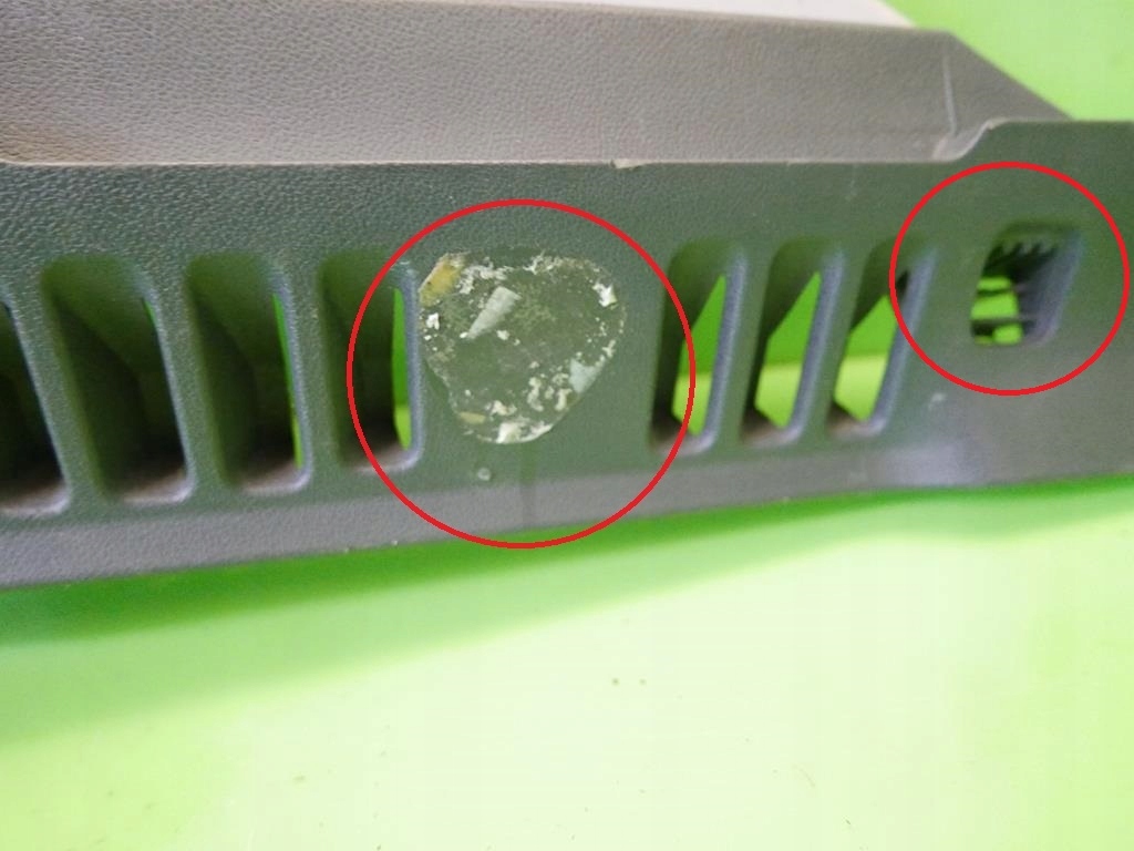 фото №4, Кронштейн полка защита правая renault clio iii 5d