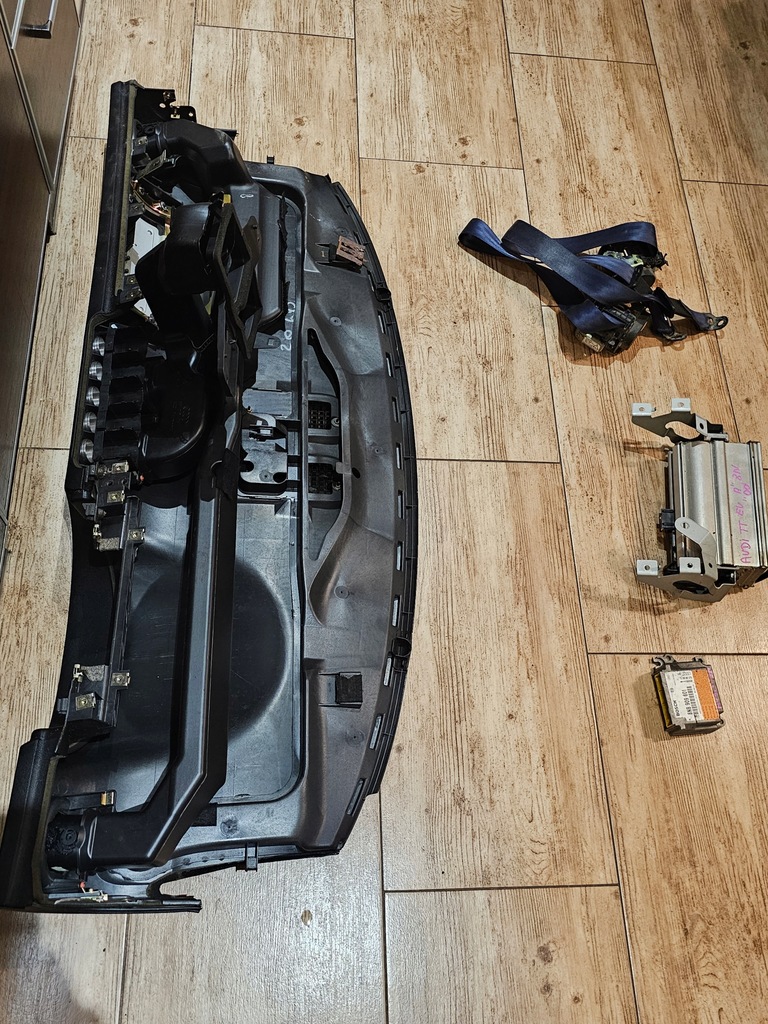 фото №9, Приборная панель приборная панель подушка безопасности консоль audi tt 8n 00' eu