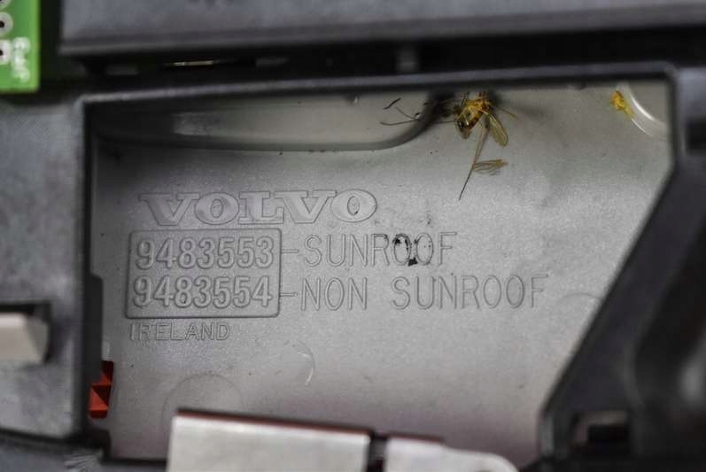 фото №7, Лампа освітлення салону перед 9483553 volvo s80 1 i 98-06