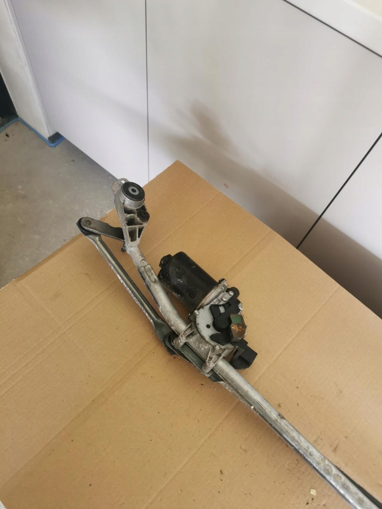 фото №7, Mercedes a w169 lift 08- механизм дворник перед 405.127