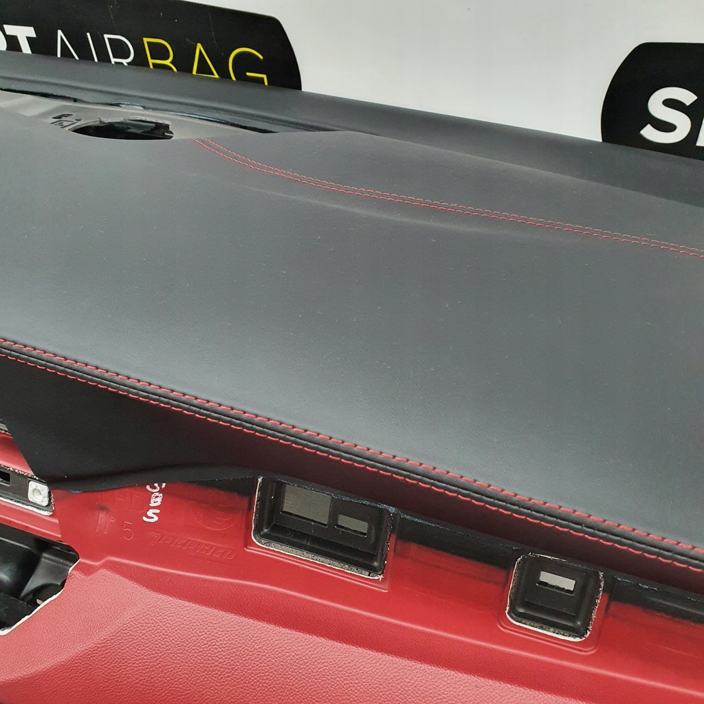 фото №7, Alfa romeo stelvio панель приладів панель приладів консоль подушка безпеки нитка czerwona stare повернення