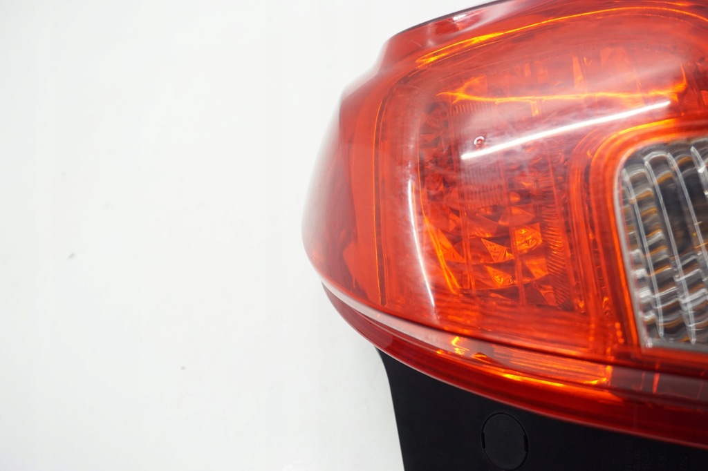 фото №4, Opel mokka a лампа правий задня