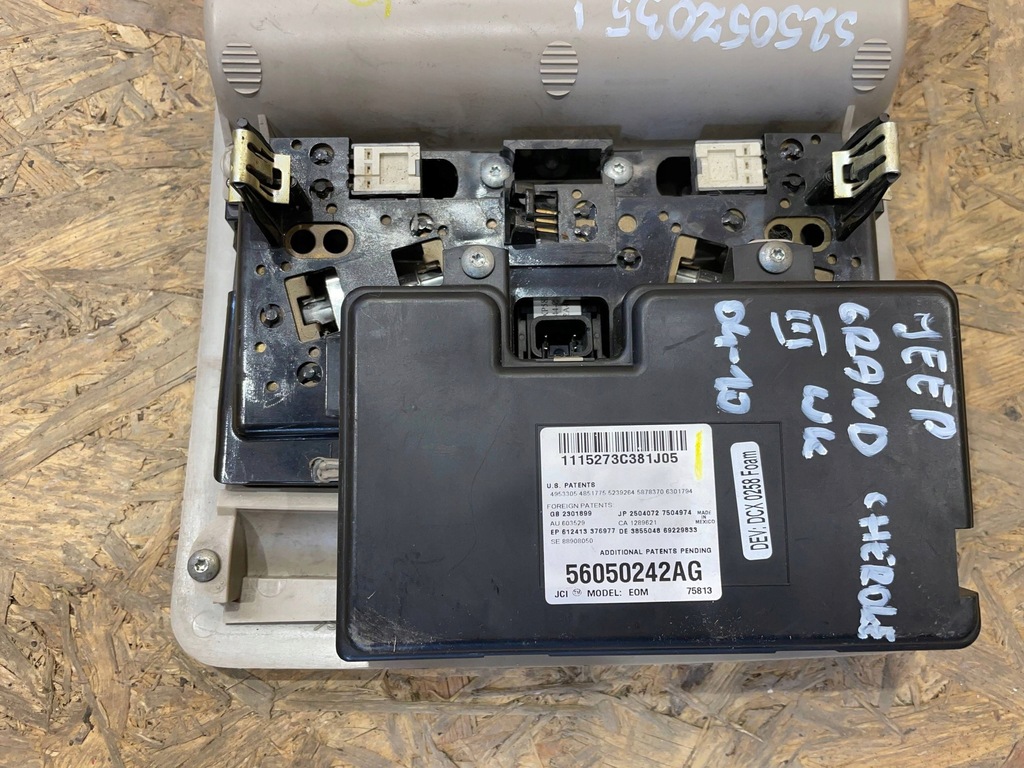 фото №10, Jeep grand cherokee iii 3 wk 04-10 перемикач люк світло кабіни