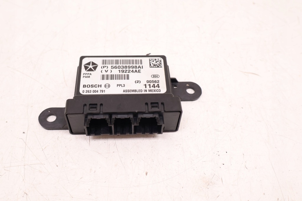 фото №1, Jeep cherokee kl модуль pdc 56038998ai