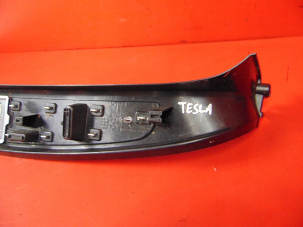 Tesla x накладка накладка поріг багажника задній 1035994-00-c Ціна