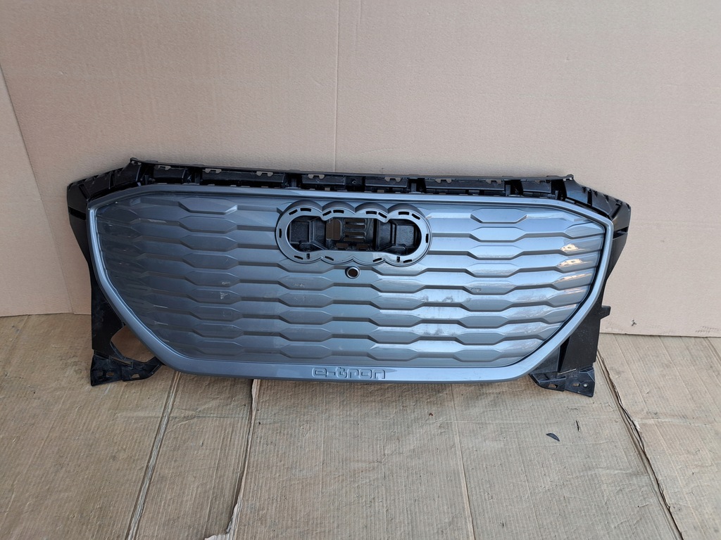 фото №1, Audi e-tron решётка радиатора