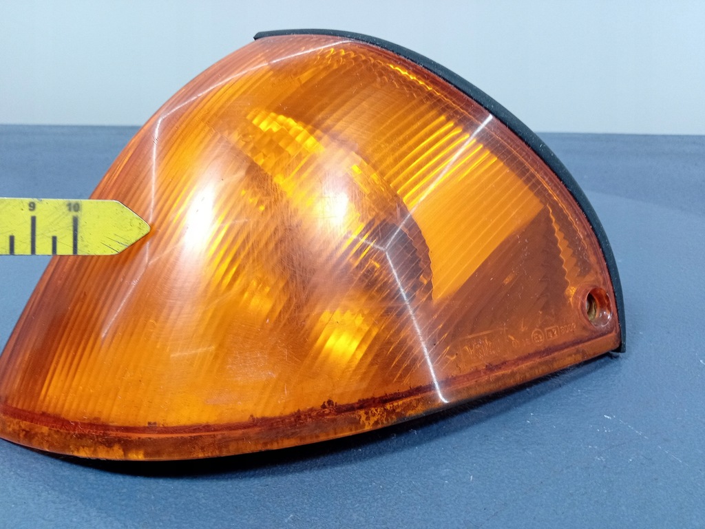 фото №6, Suzuki swift iii 96-04 поворотник перед левый