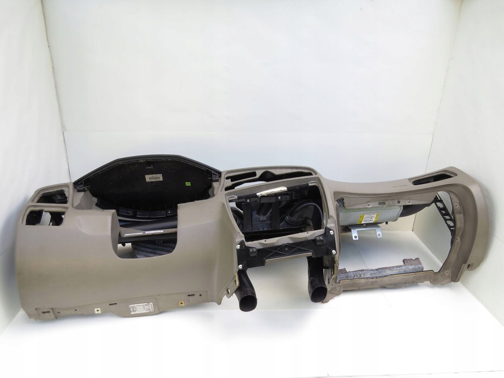 фото №13, Панель приладів приладова панель приладів консоль подушка volvo s60 i v70 ii xc70 i