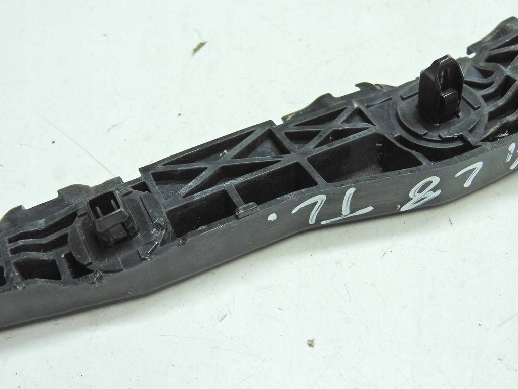 фото №7, Toyota rav4 iii lift напрямна бампера лівий задня 52156-42031