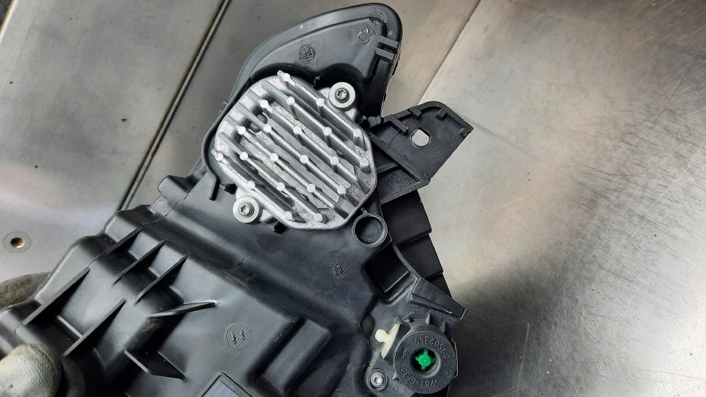 фото №13, Фара mid led правий 31655813 volvo xc90 ii 18-25r