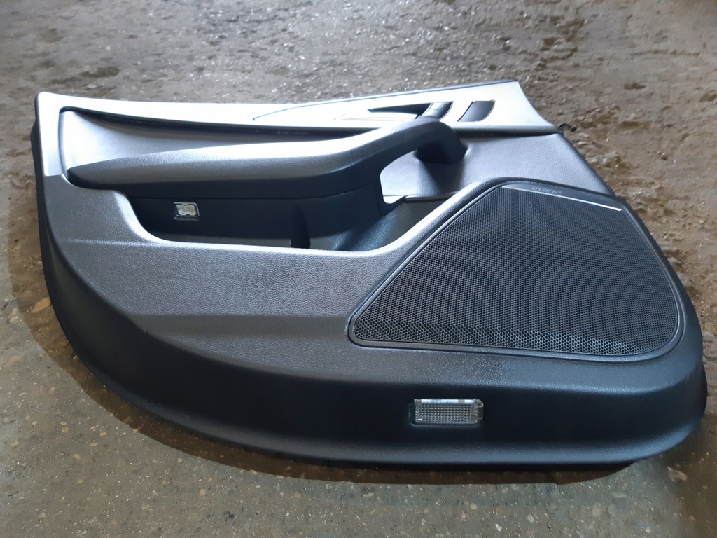 фото №11, Audi a6 c7 sedan обшивка bose дверь обивка левый задняя 4g0867221a