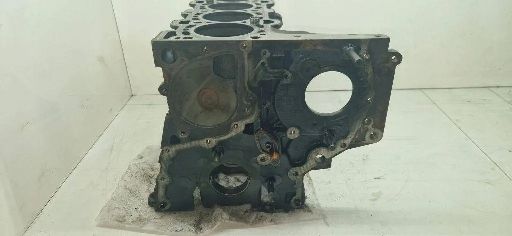 фото №8, Блок двигуна bmw 3 touring e91 7786664 2.0l дизель 2006