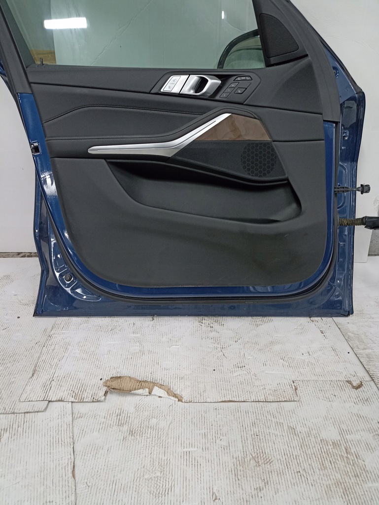 фото №6, Обшивка дверь перед левый правый bmw x7 g07