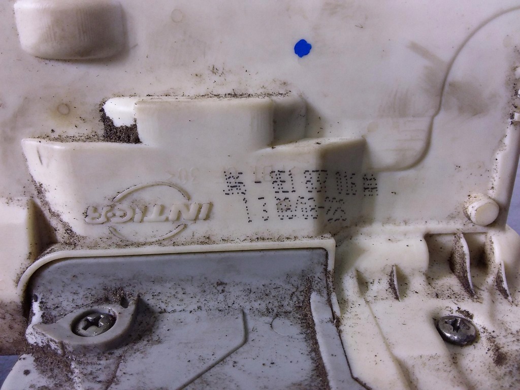 фото №5, Audi a4 b7 замок дверь перед правый 9 pin