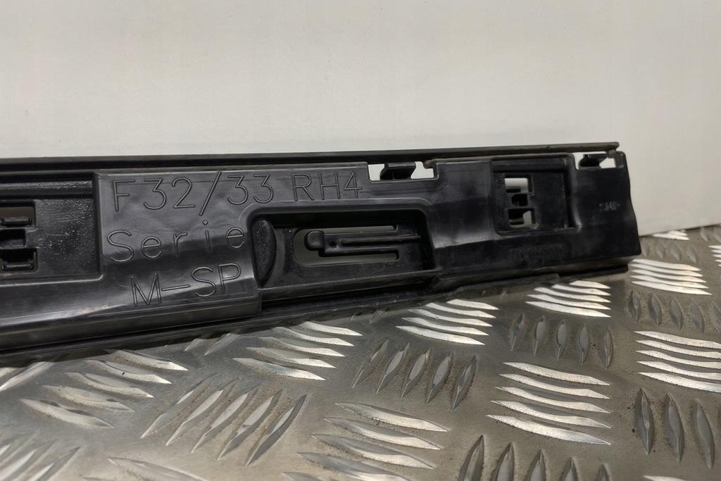 фото №9, Передние правое кронштейн порог bmw 4 coupe f32, f82 7285796 2.0l дизель