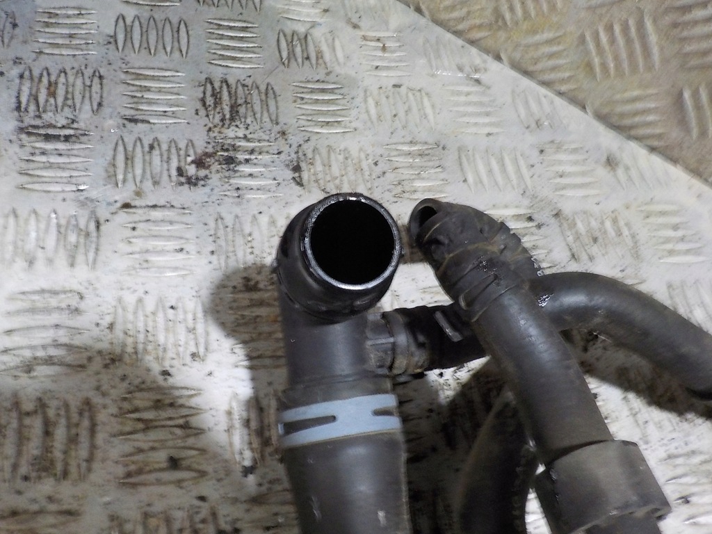 фото №3, Skoda rapid 1.6 tdi 2016r труба жидкость охлаждающей