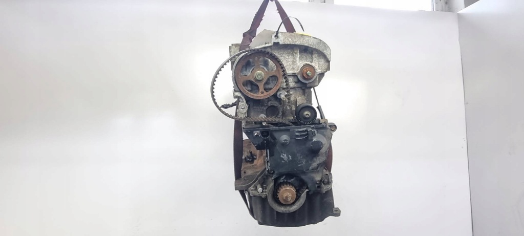Двигатель стойку k4m 714 1.6 renault clio 2 Оригинал