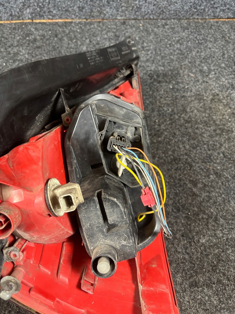 фото №10, Лампа правый задняя renault megane ii