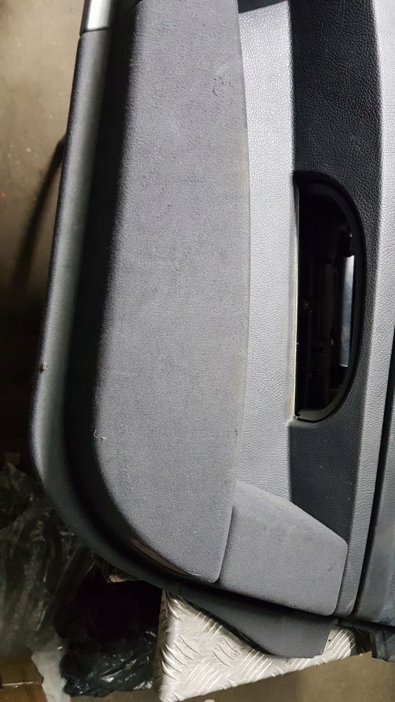 фото №3, Mercedes w211 обшивка дверь правый перед