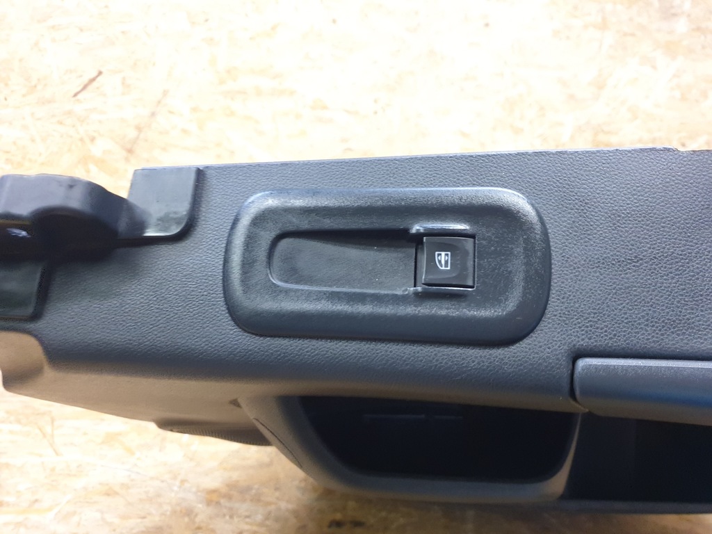 фото №7, Renault master iii lift обшивка дверь правый перед eu