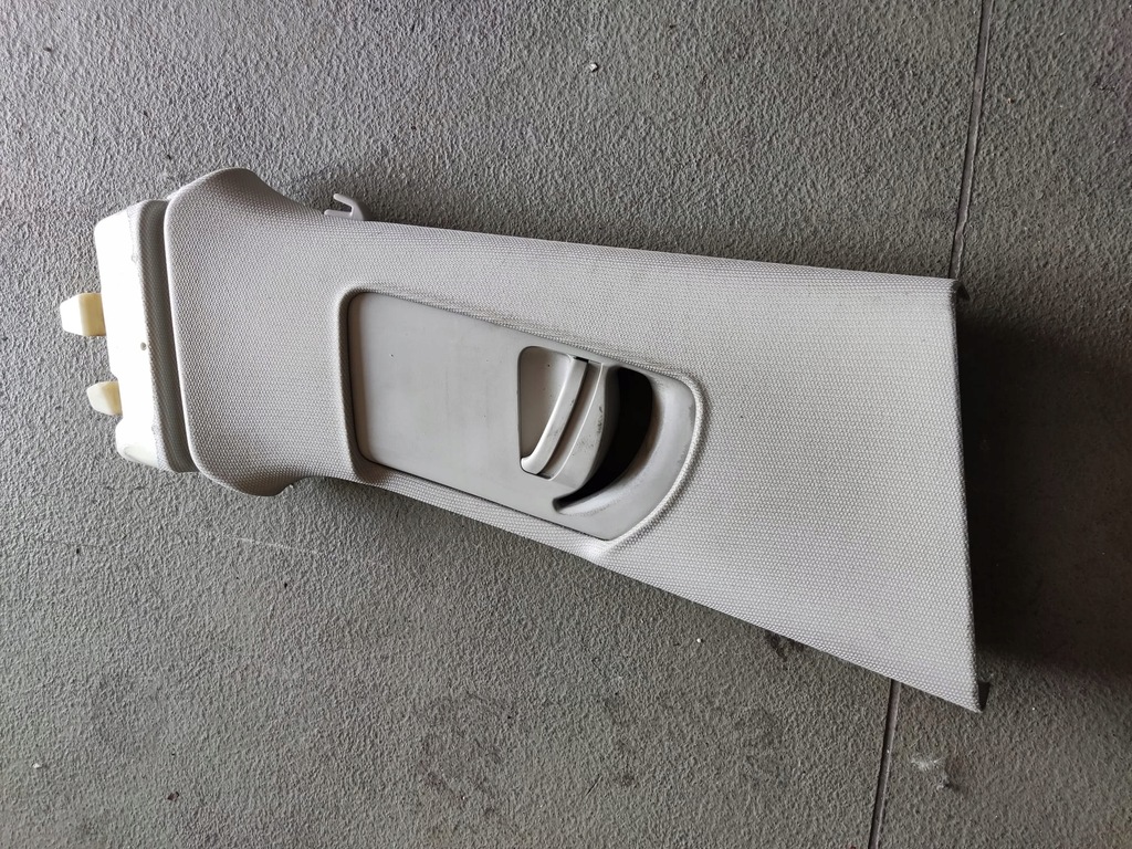 фото №1, Защита стойка правого среднего audi a4 b8