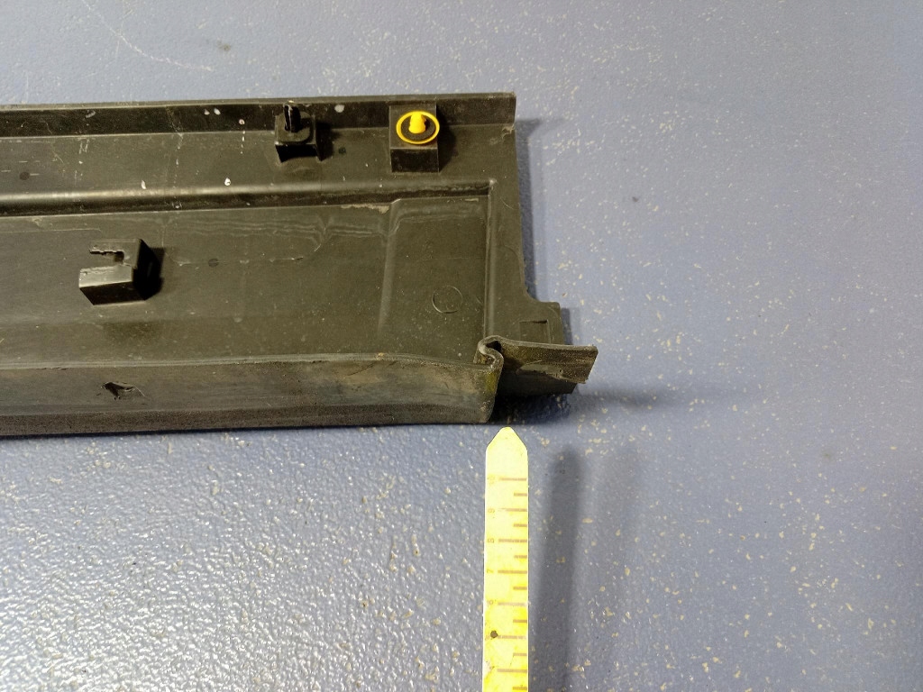 фото №8, Maserati levante молдинг поріг накладка поріг ліва 670040335