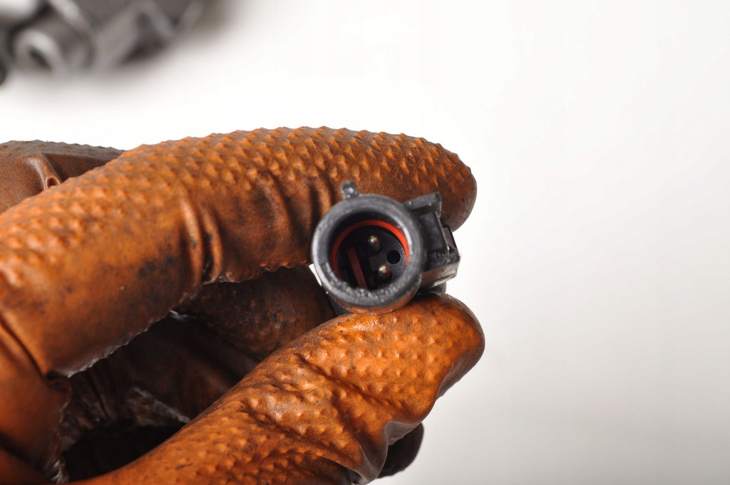 фото №7, Aston martin vanquish i 6.0 суппорт тормозной перед 20.7679.00