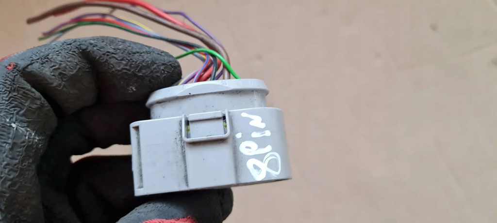 фото №9, S3 8y a3 штекер колодка 5q0973737 a4 b9 a5 8w q5 vw audi