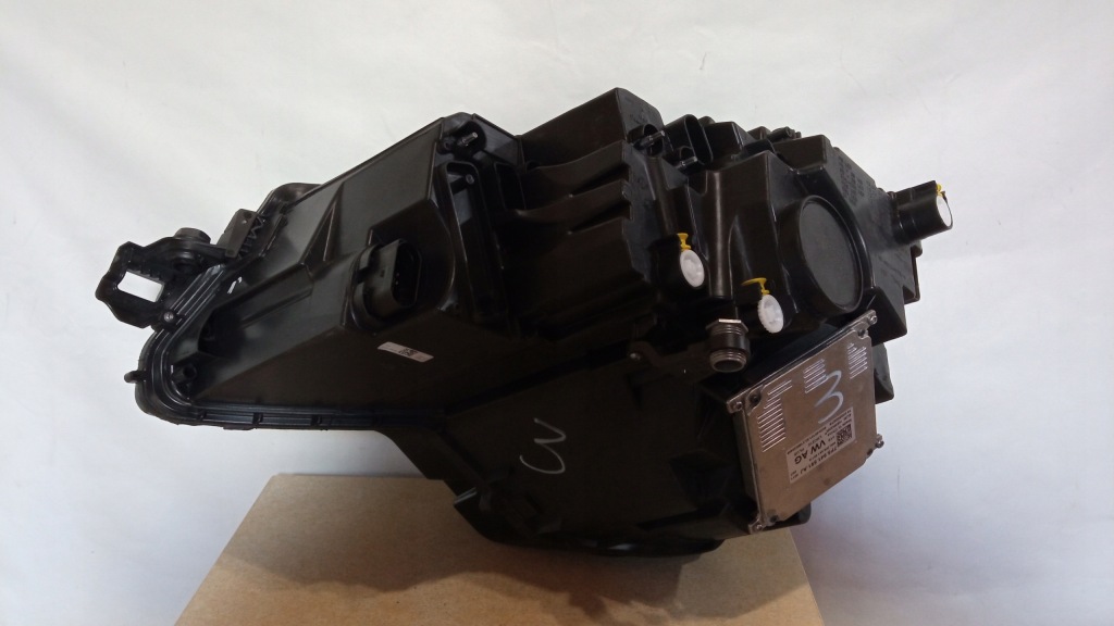 фото №2, Лампа перед skoda karoq led