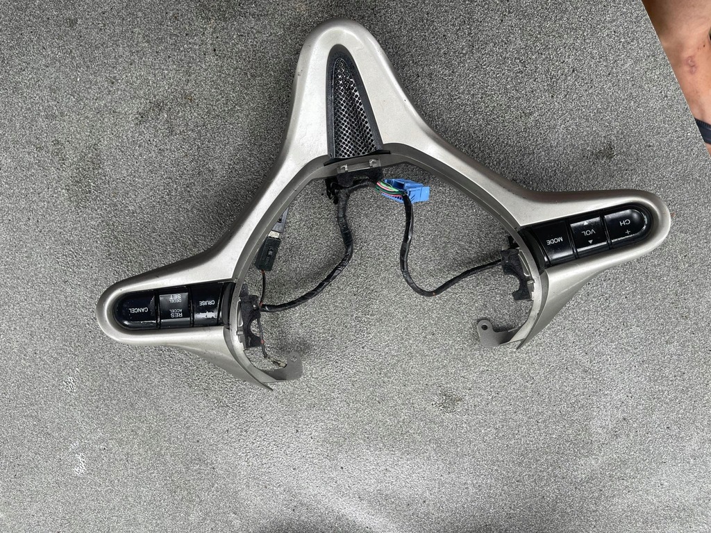 фото №9, Корпус руля воздуховод honda civic viii 8 ufo 06-11_