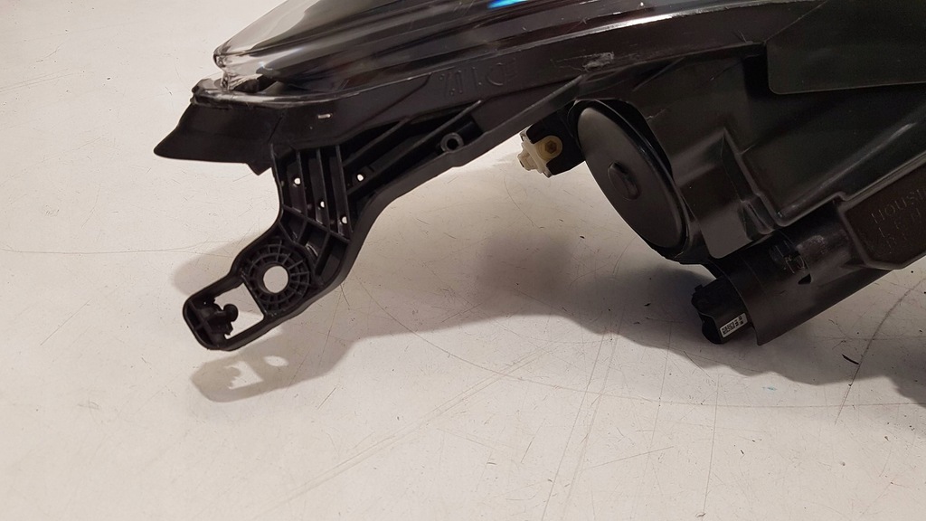 фото №9, Renault kadjar лампа правая перед przenia full led ladna демонтаж