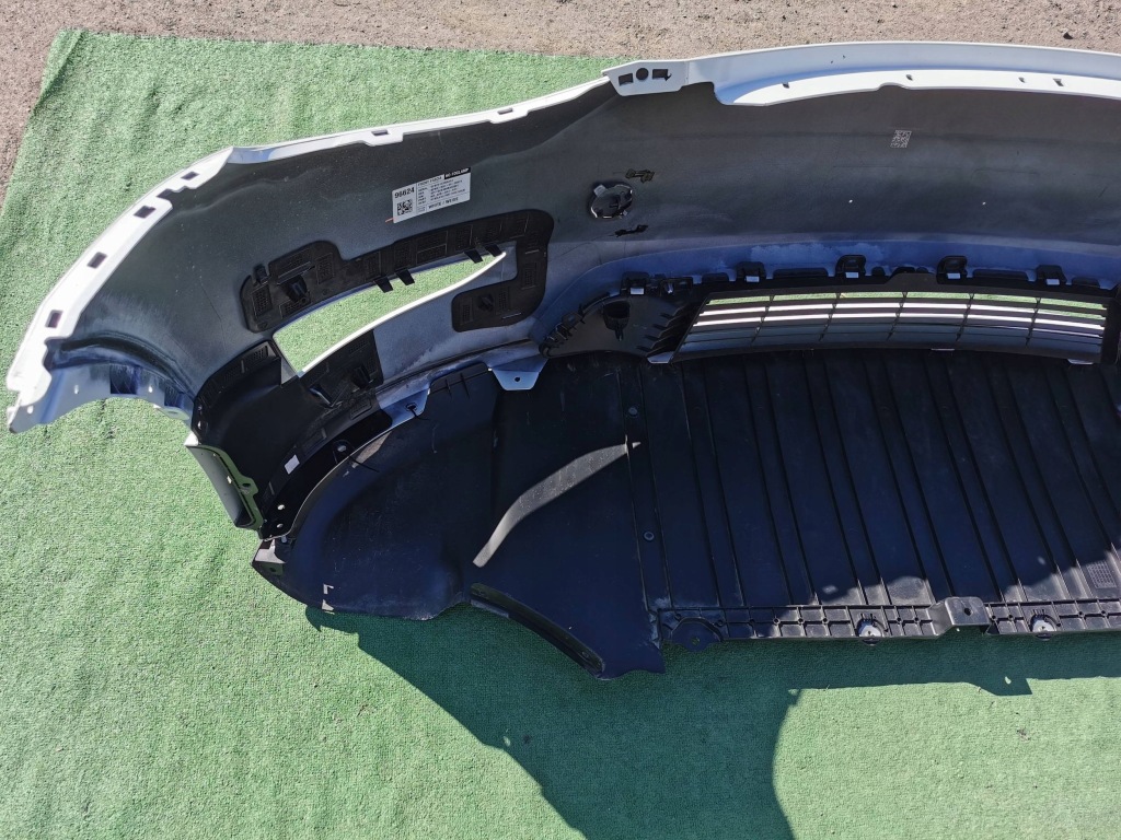 фото №13, Tesla model y бампер перед передний плита противотуманная фара