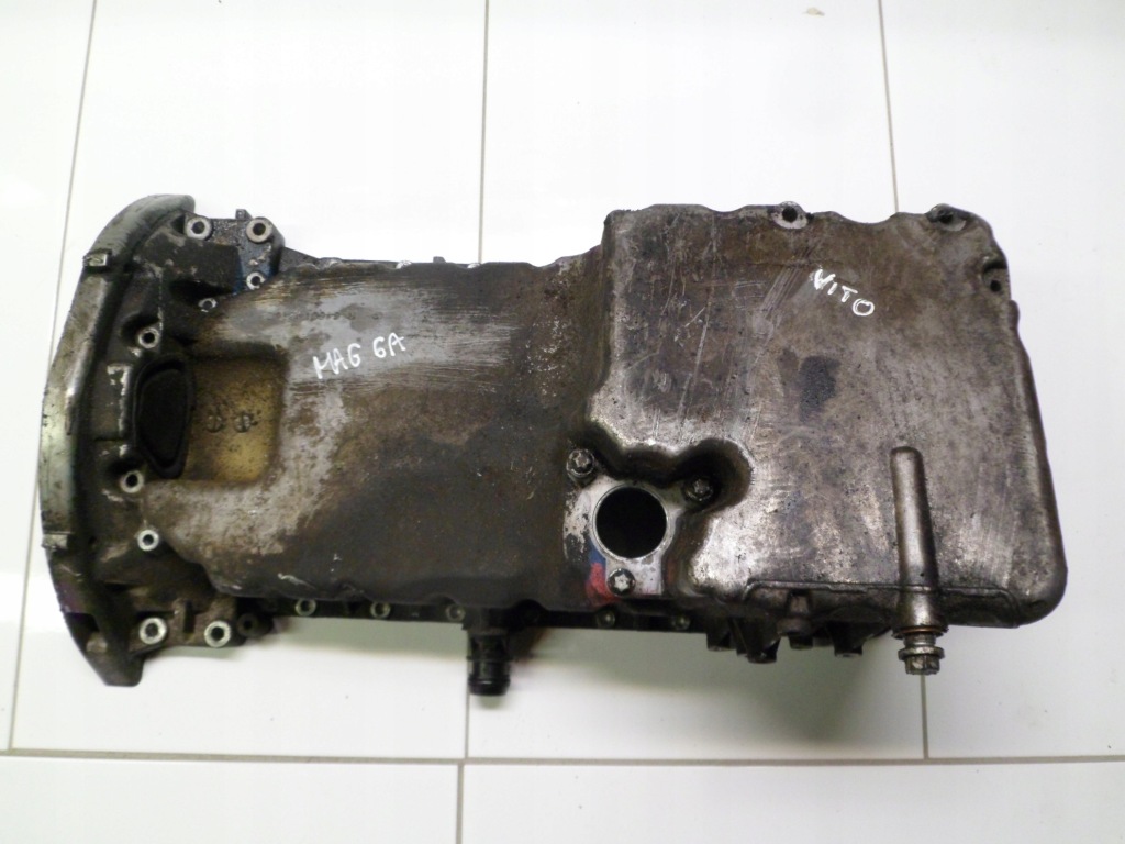 Купить Mercedes 2.2cdi поддон масляная r6460142402