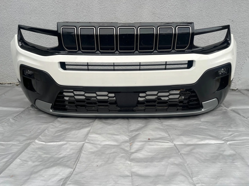 Jeep avenger бампер передний 2022- Недорого