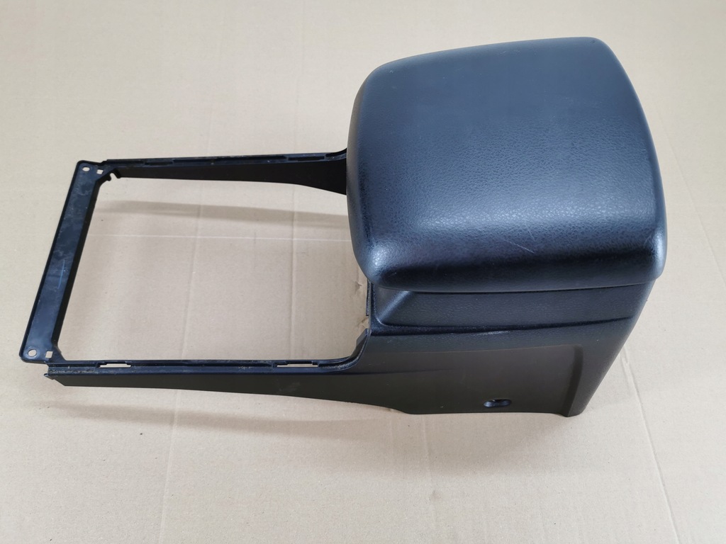 фото №1, Подлокотник grand vitara ii 2010 3дверь