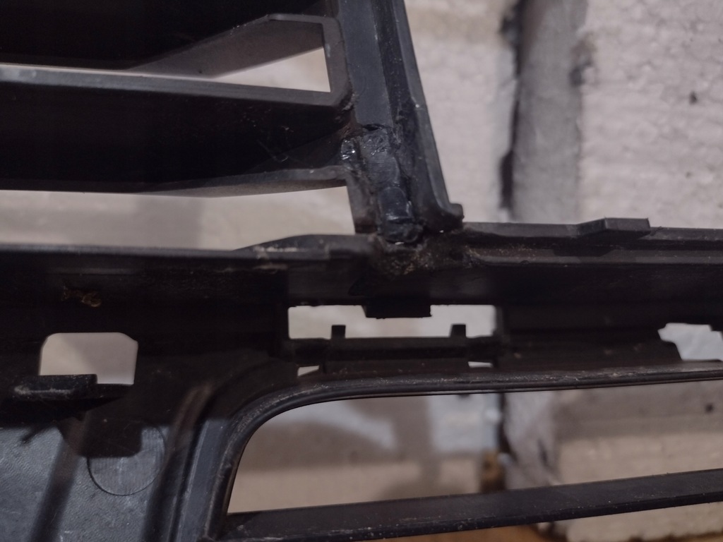 фото №9, Решітка бампера середня peugeot 3008 ii 2016-