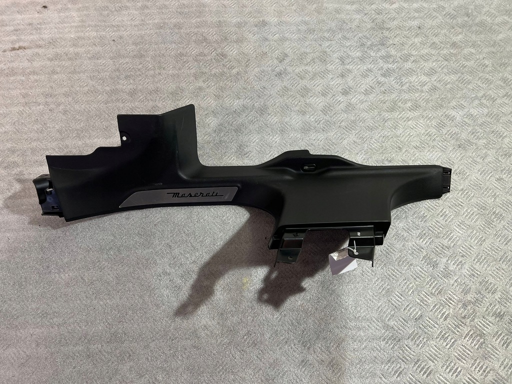 фото №7, Maserati levante 2020 накладка поріг задня 670040377