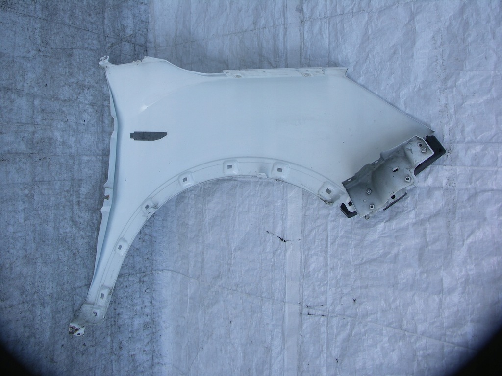 фото №8, Ssangyong tivoli крила передній лівий напрямна молдинг