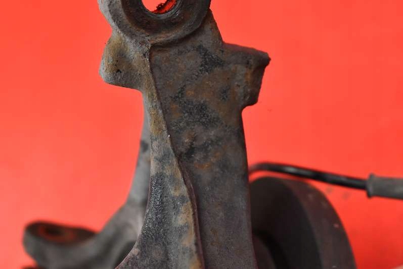 фото №9, Поворотний кулак ліва перед citroen c3 2 ii 1.4 8v 11r