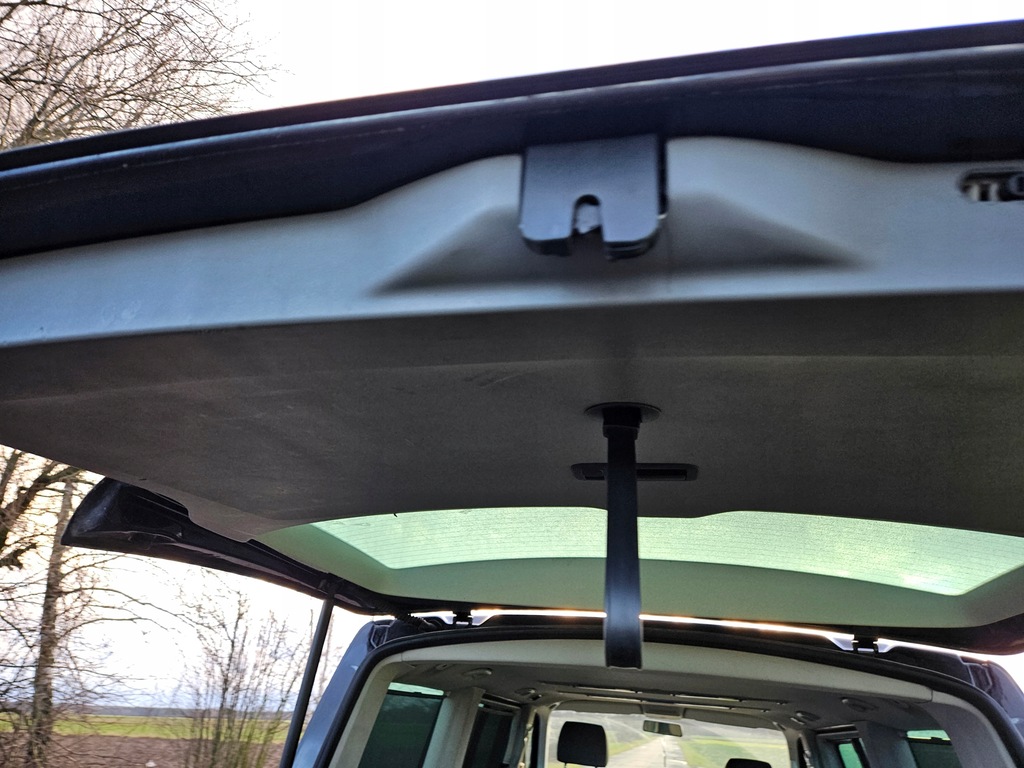 фото №8, Оббивка кришки сіра vw t5 multivan