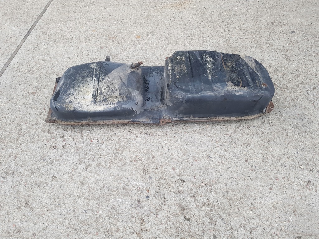 Бак топлива bmw e30 узкая лампа Цена