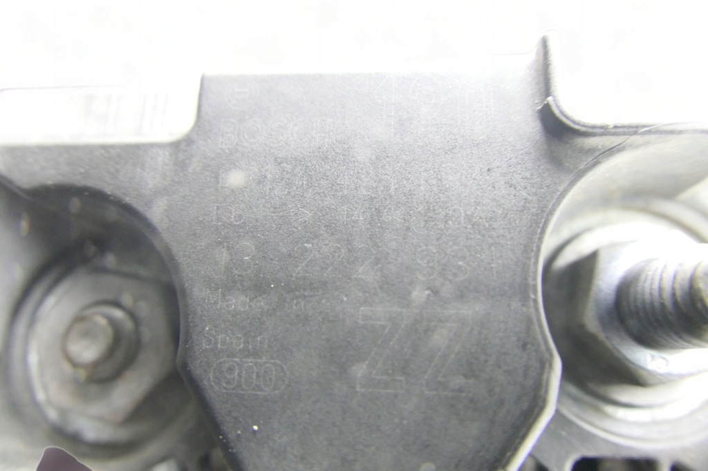 Купить Генератор opel corsa d 1.2 a12xer 13222931