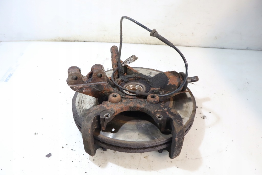 фото №3, Поворотный кулак ступица правый перед c4 grand picasso 1.6