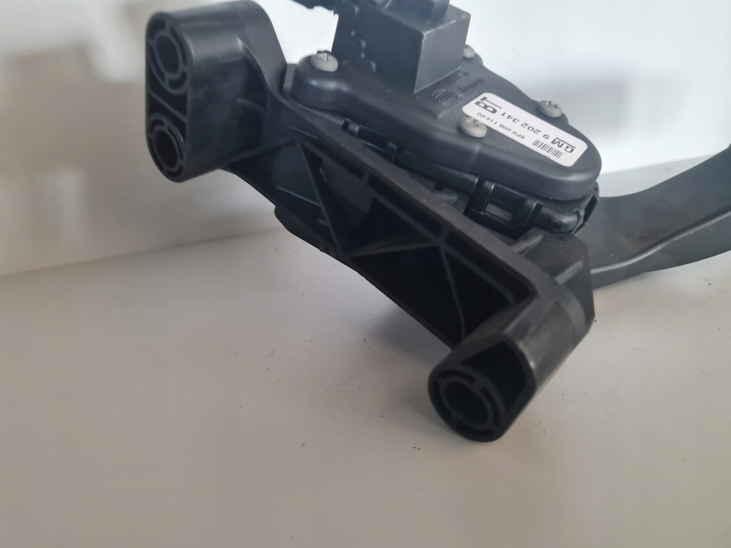 фото №5, Потенциометр газа opel zafira a 9202341