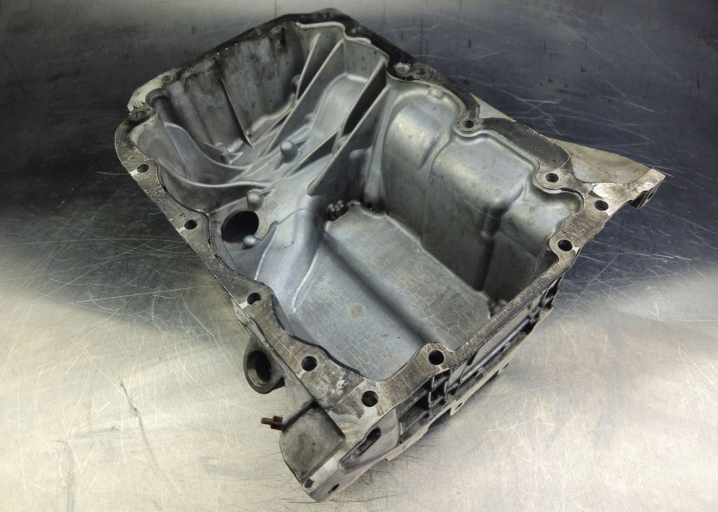 Bmw mini f48 f45 f55 f56 піддон масляна b38 13992010 Зі Шроту