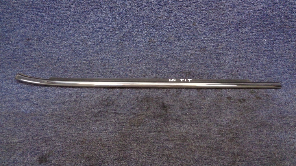 фото №1, Молдинг уплотнитель дверь alfa romeo giulietta 2010- правая задняя хром