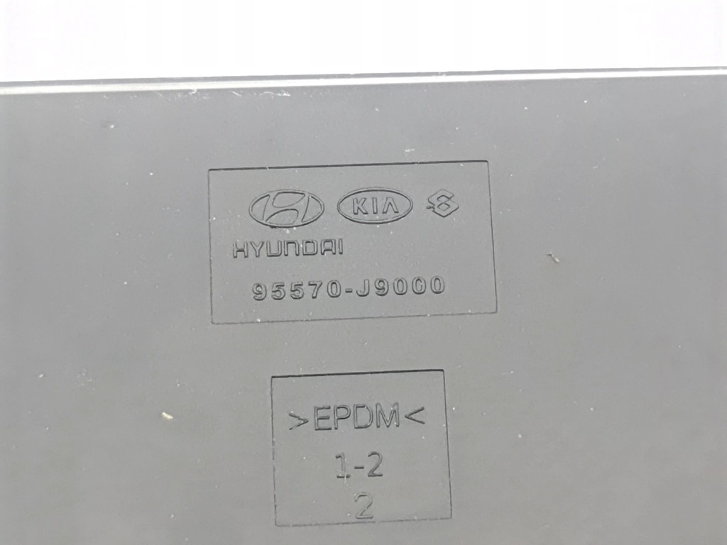 фото №6, Hyundai kona i 2019 полка панели приборной панели