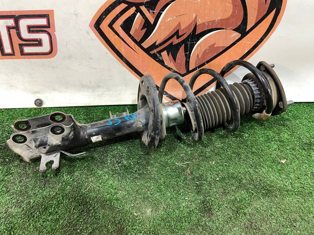 фото №1, Амортизатор перед правий mazda 3 bm bjs734700d